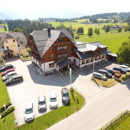 Hotel Neuwirt Ramsau am Dachstein Dış mekan fotoğraf