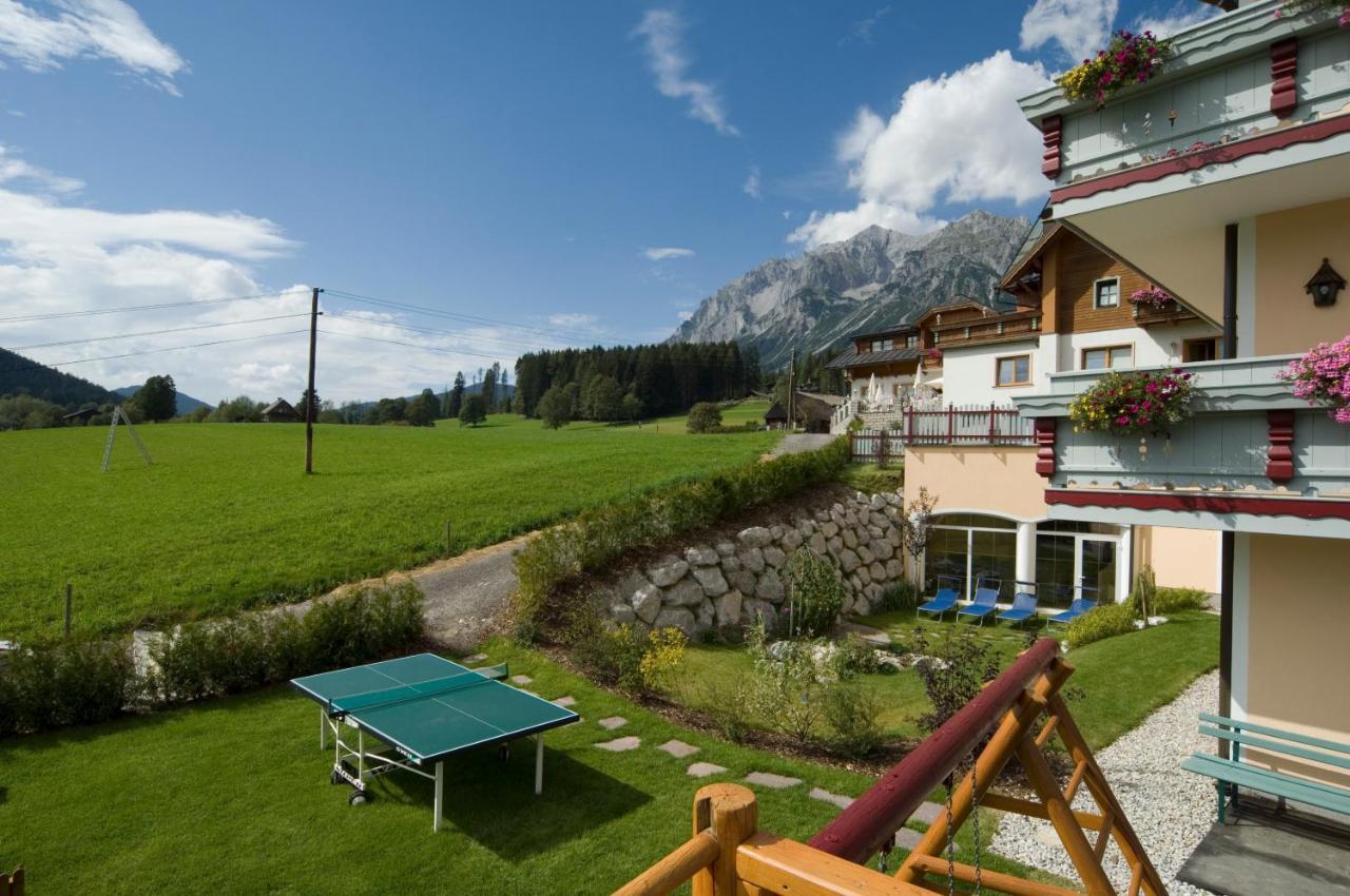 Hotel Neuwirt Ramsau am Dachstein Dış mekan fotoğraf