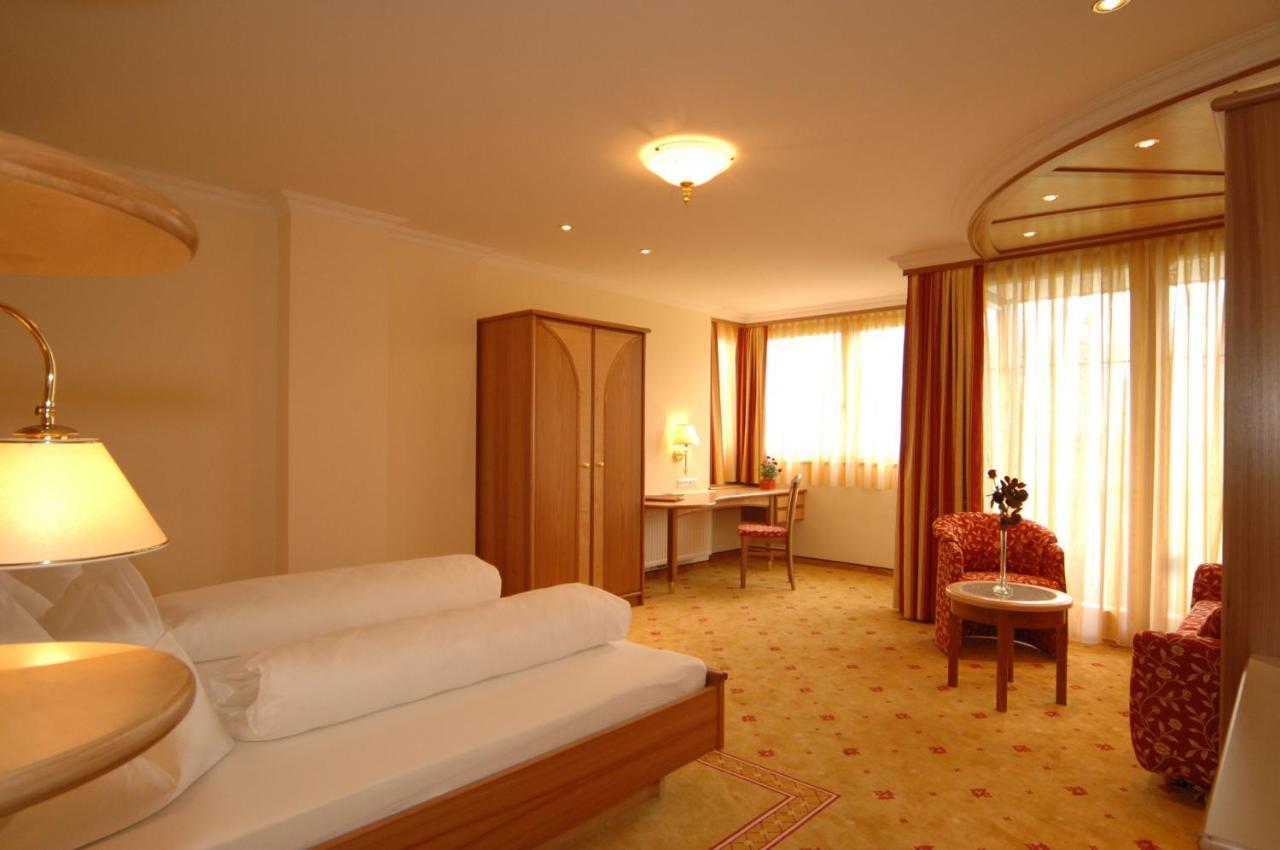 Hotel Neuwirt Ramsau am Dachstein Oda fotoğraf